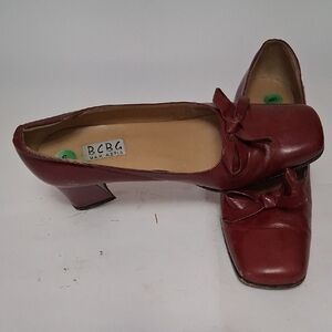 BCBGMaxAzria Burgundy Bow Low Block Heel Pumps